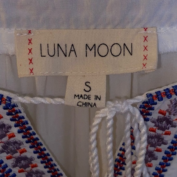 Luna Moon Size: Small Boho Embroidered Peasant Blouse - Picture 4 of 9